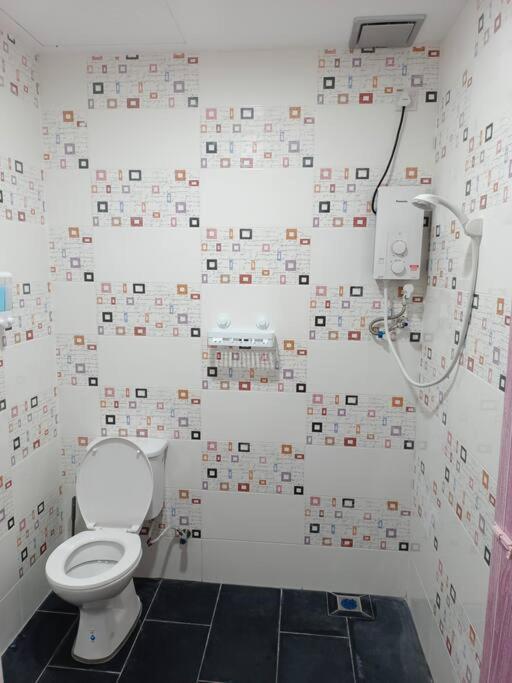Impian Stay 0.1 Townhouse With 3 Bedrooms. Kuah Eksteriør billede